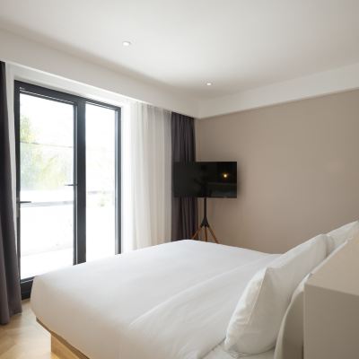 Patio·野趣花園露台大床房 （奢闊露台|空氣加濕） AnanasPolaris安舍·佩樂裡飯店（欣都龍城北辰財富中心店）優惠