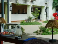 Leshan Pearl Harbor Business Hotel