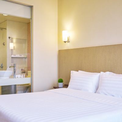 豪華悦品大床客房 香港悦品海景酒店優惠