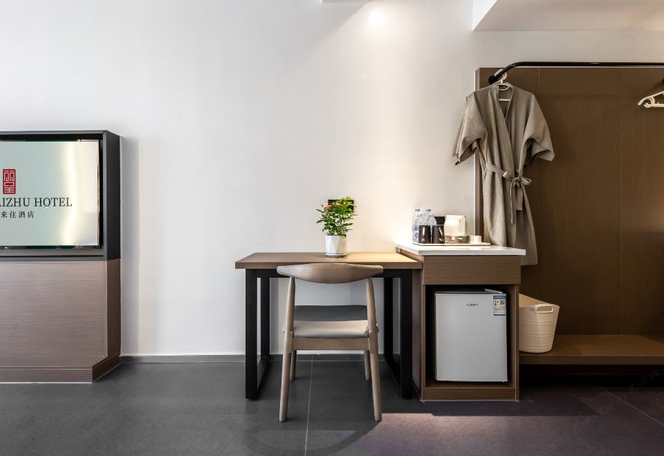 Elegant Panoramic Double Room