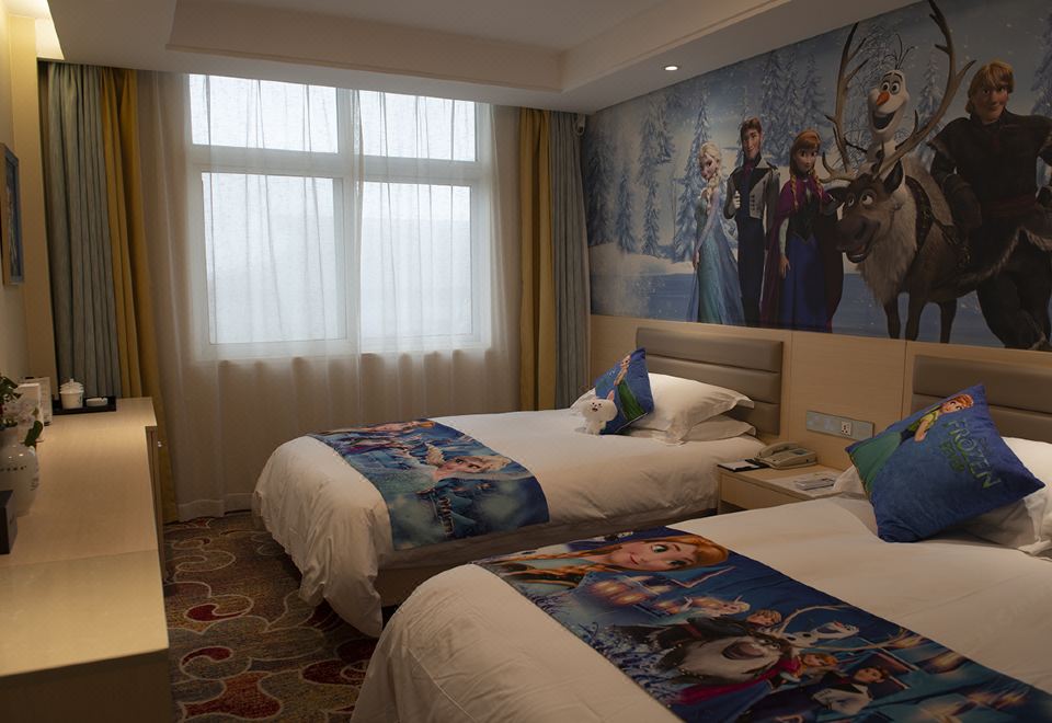 Huangshan BaiYun HotelCartoon Superior Family Friendly Room (2 beds) (Area b)