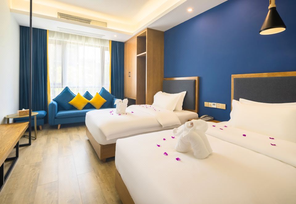 Elegant Room (2 beds)