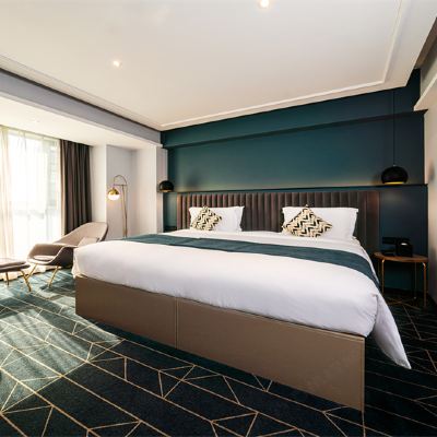 卡繆定製大床房（超大床+休閒躺椅+金可兒床墊＋高空視野） 武漢光谷廣場楊家灣卡繆飯店優惠