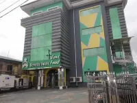 比佛利山腳飯店 住宿飯店
