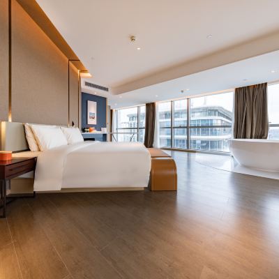 幾木城景套房（超大落地窗+摩天輪景觀+浴缸） 佛山順德歡樂海岸亞朵飯店優惠