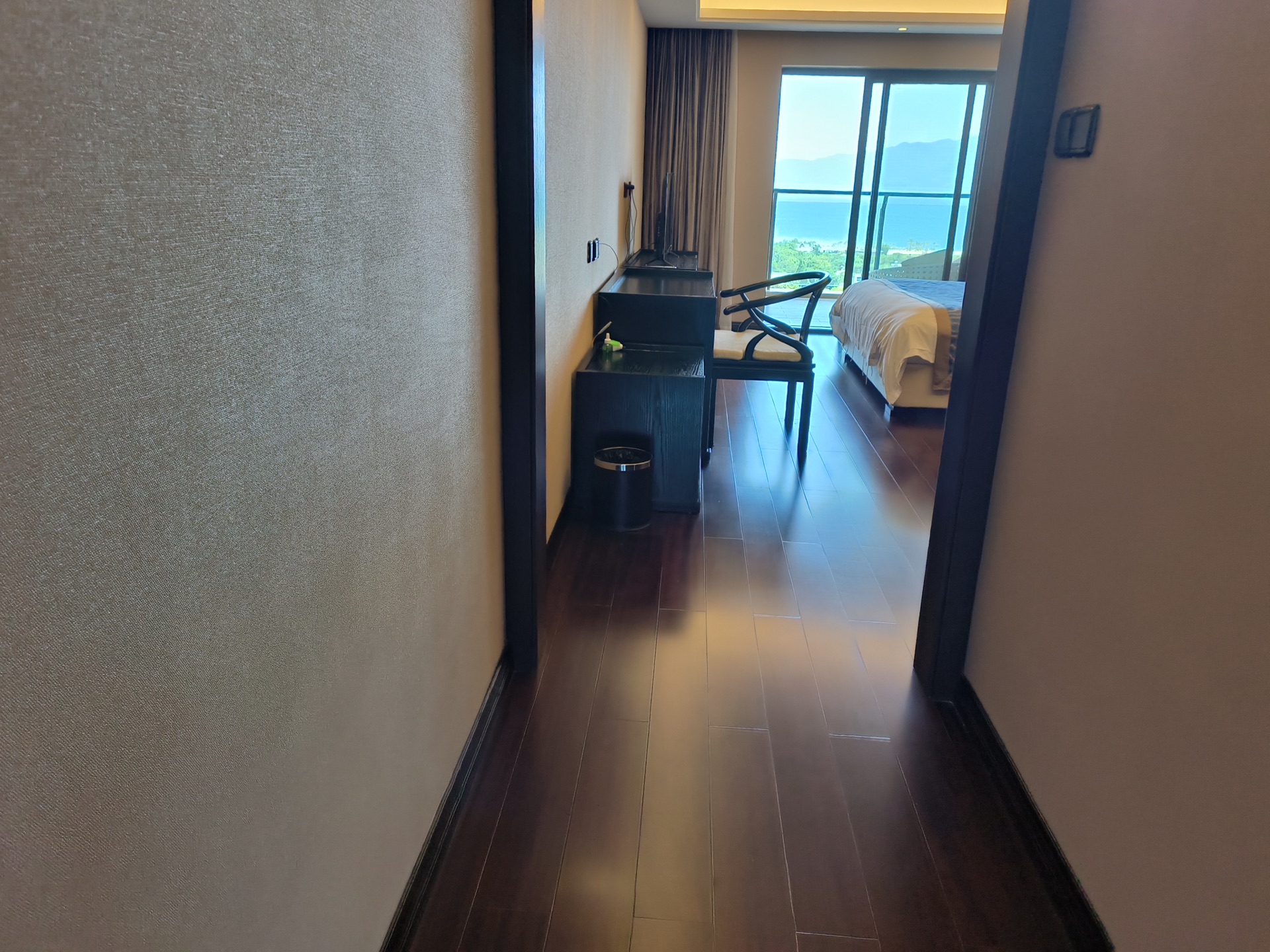 晨曦·湖景露台大床房