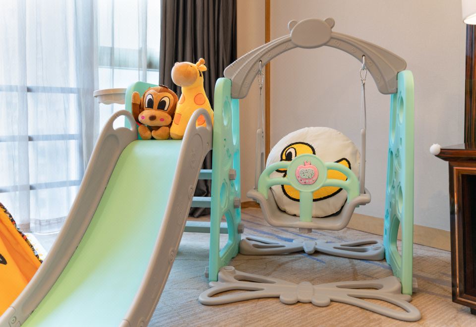 盼酷親子大床房