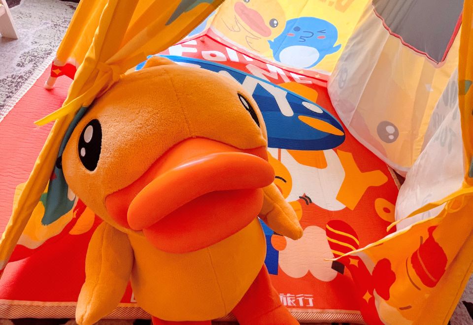 小黃鴨主題大床房