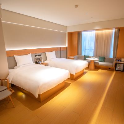 舒壓家庭房 （智能客控、可投屏65寸電視+新風系統） 全季飯店（大同大有廣場店）優惠