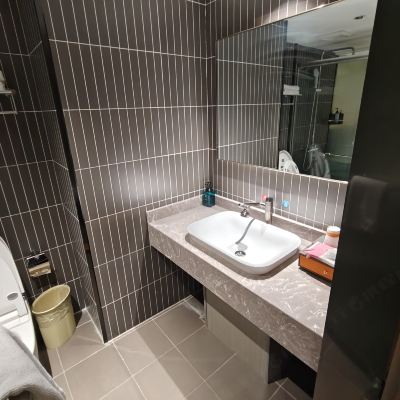 街景·雅緻大床房【全屋智能｜明凈如新｜舒眠入夢】 悅宿水岸飯店（陽朔西街店）優惠