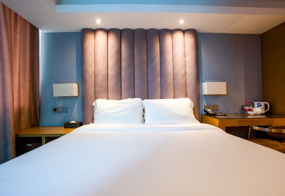 悅選大床房（智能音響+手機投屏+裸眠床墊）