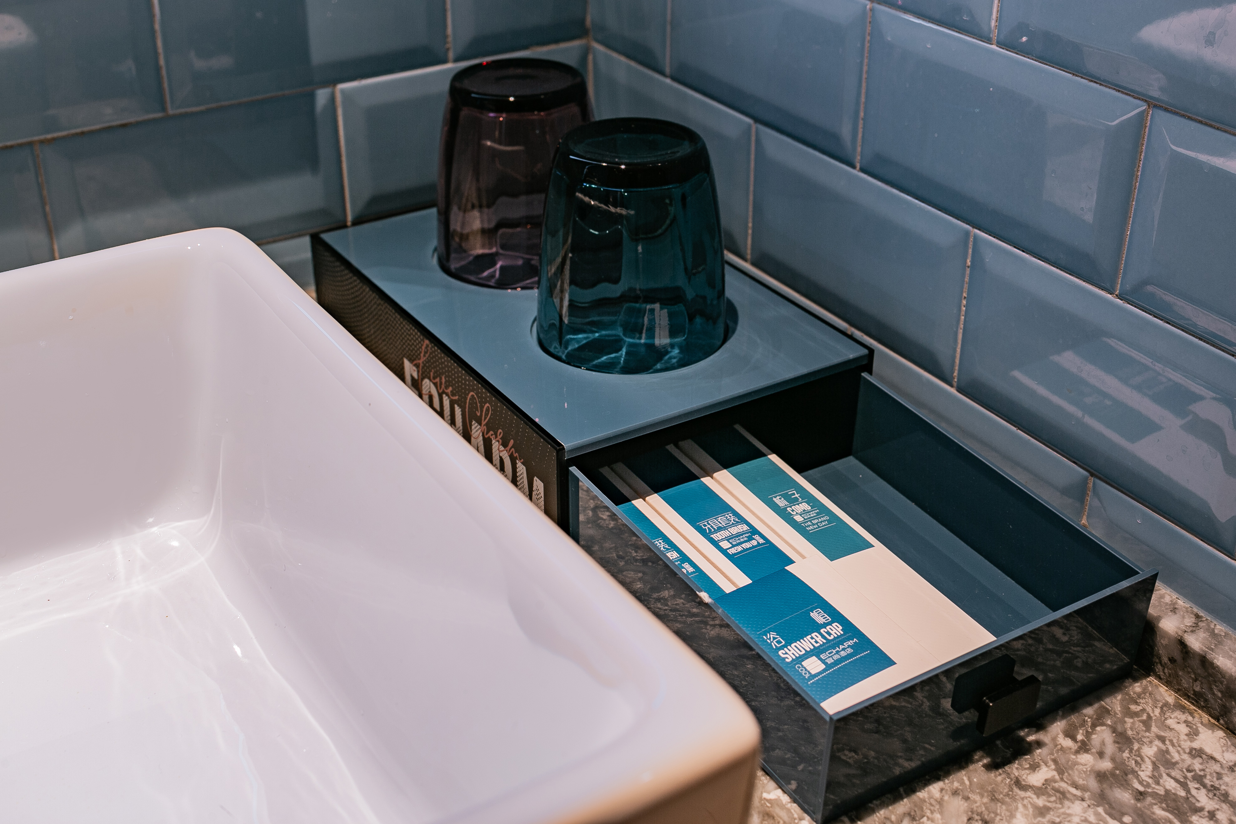 ECHARM 丨高级大床房 （通透明亮+酣畅酣睡）