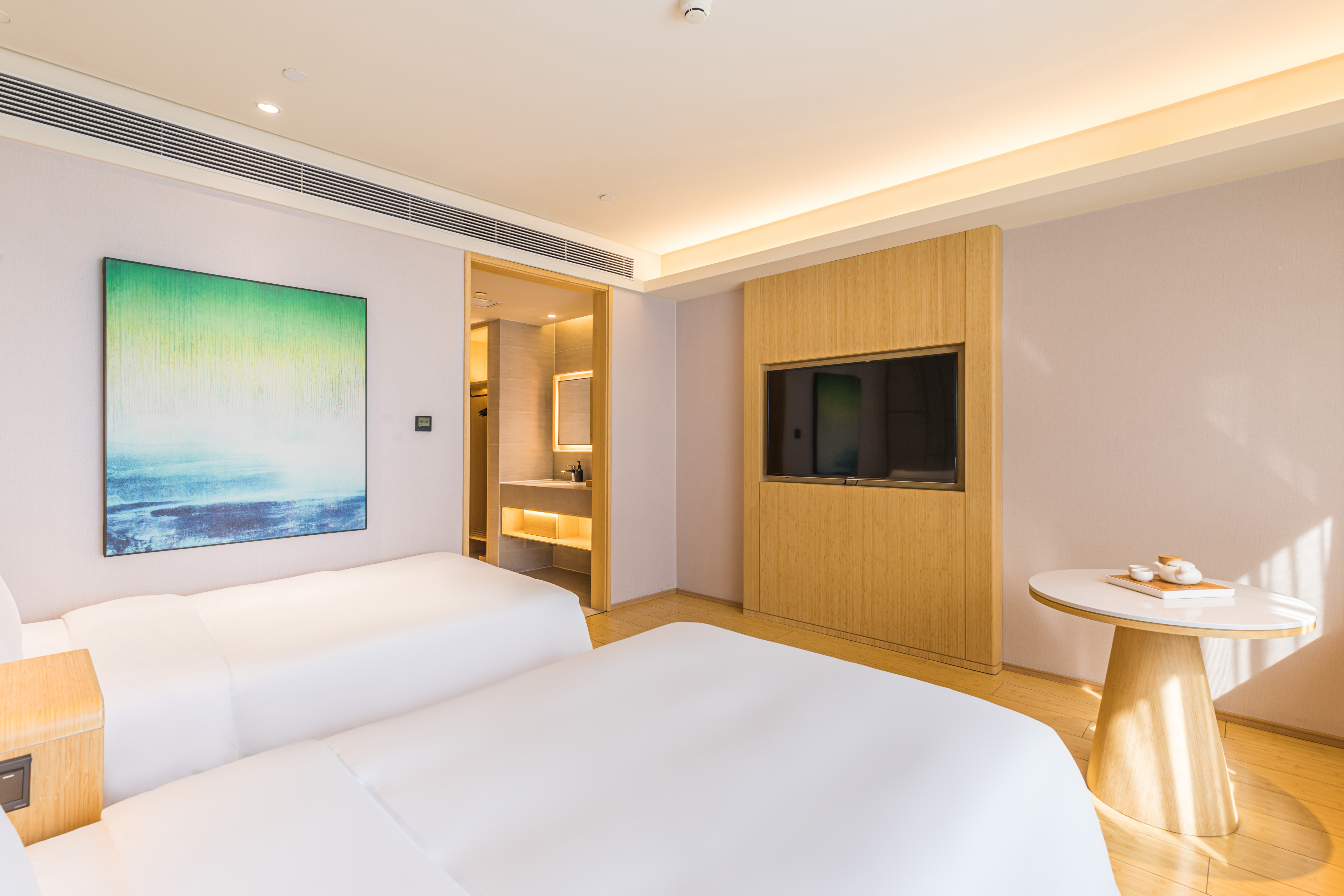 双床房（落地窗+小冰箱+mini茶海）