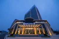 Mercure Hotel Xinyangdong Railway Station