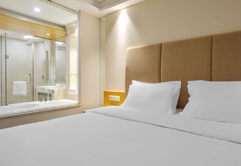 观海·阳光大床房