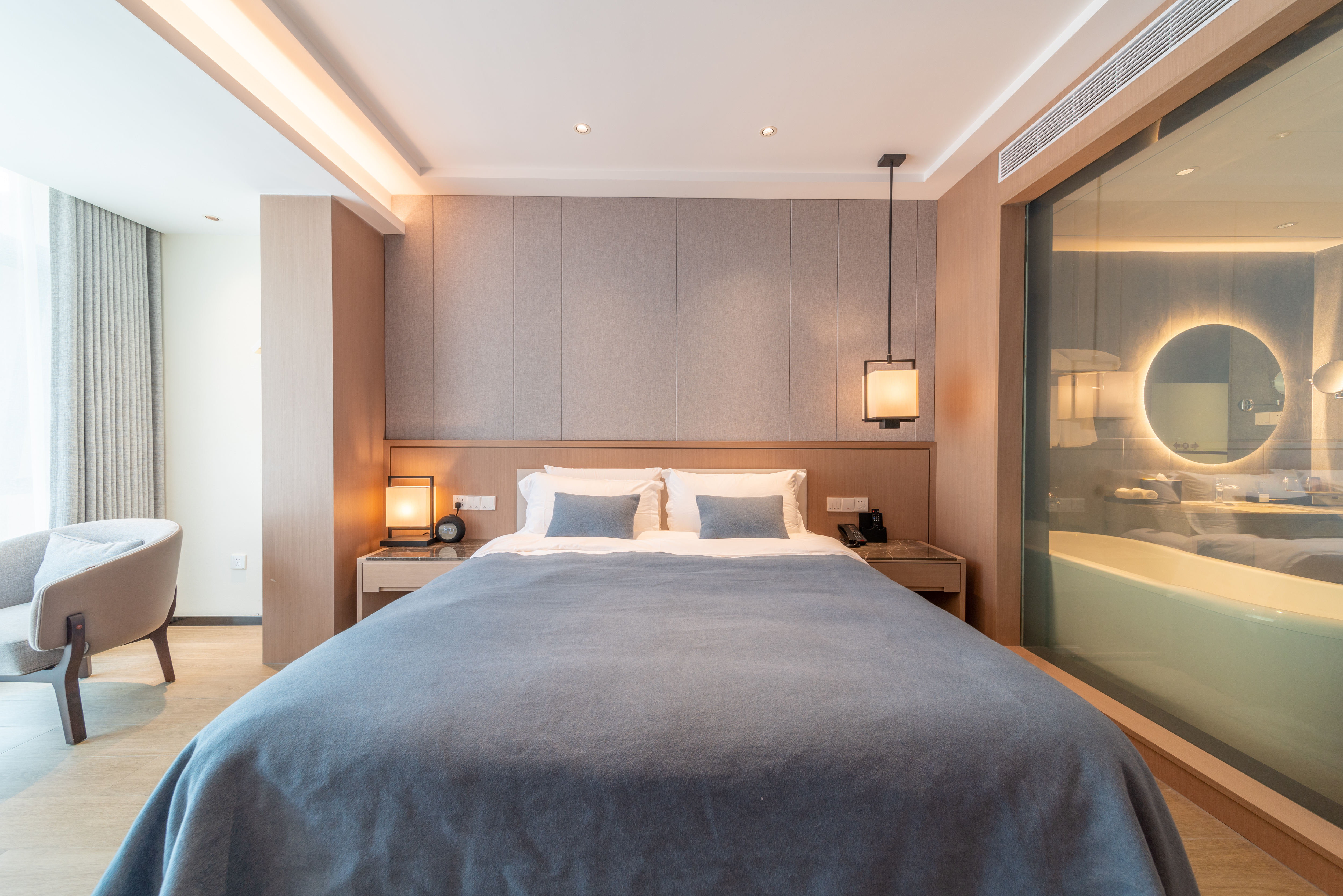 Shenxianju Narada Resort & Spa山景大床房