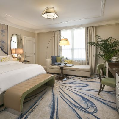 Premium King Room with Resort View