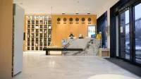 Fugou Qianmo Fashion Hotel