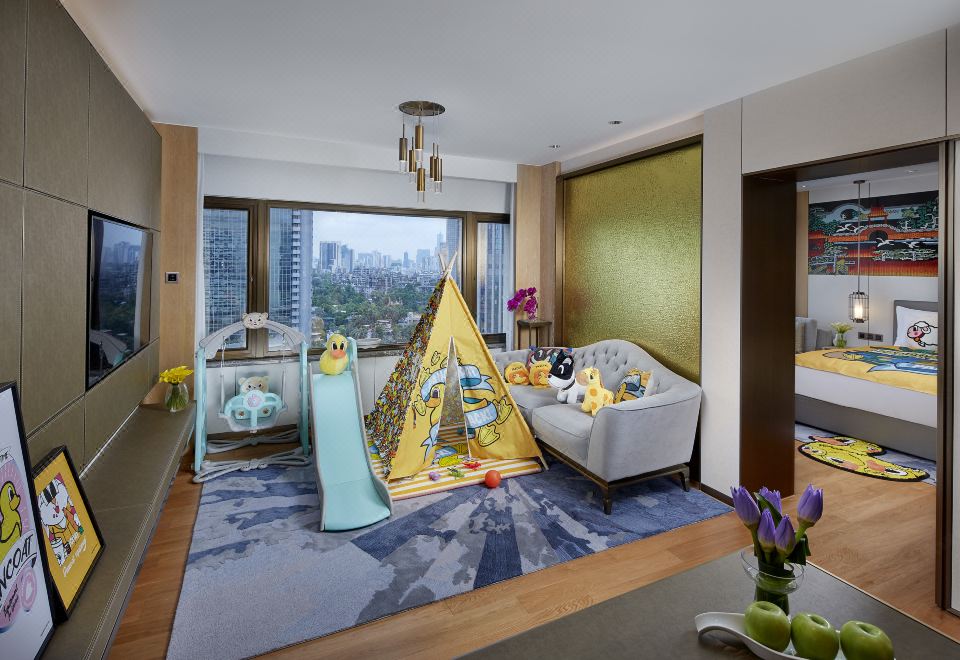 盼酷小黃鴨親子主題套房