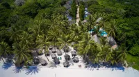 Pinewood Beach Resort & Spa Отели в г. 
