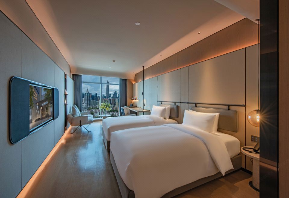 ICON LAB Hotel Shenzhen FutianSkyline City View Twin Bed Room