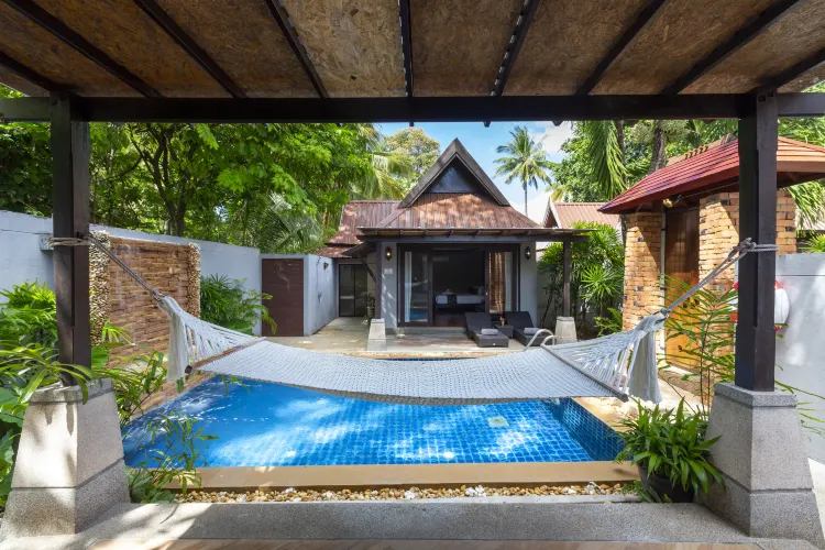วิลลาสระว่ายน้ำสำหรับครอบครัว