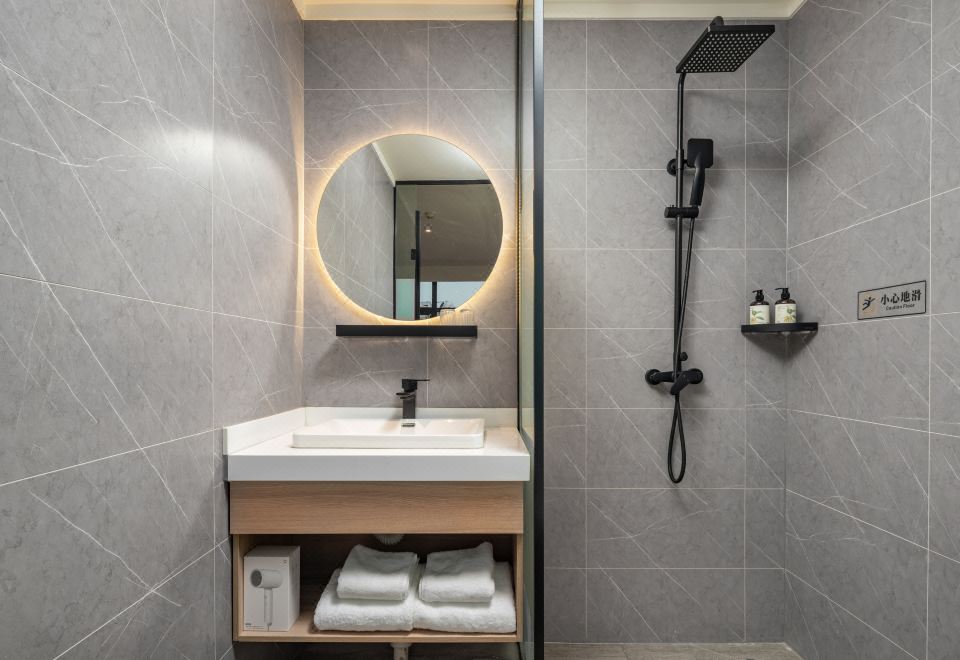 乐享大床房【零压床垫+电视投屏】