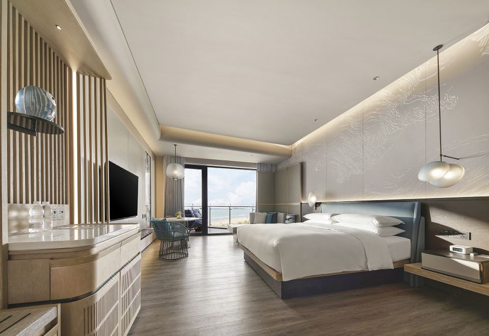 Qinhuangdao Marriott ResortDeluxe Sea View Balcony Double Bed Room \[Balcony Relaxation - Sunrise And Sunset\]