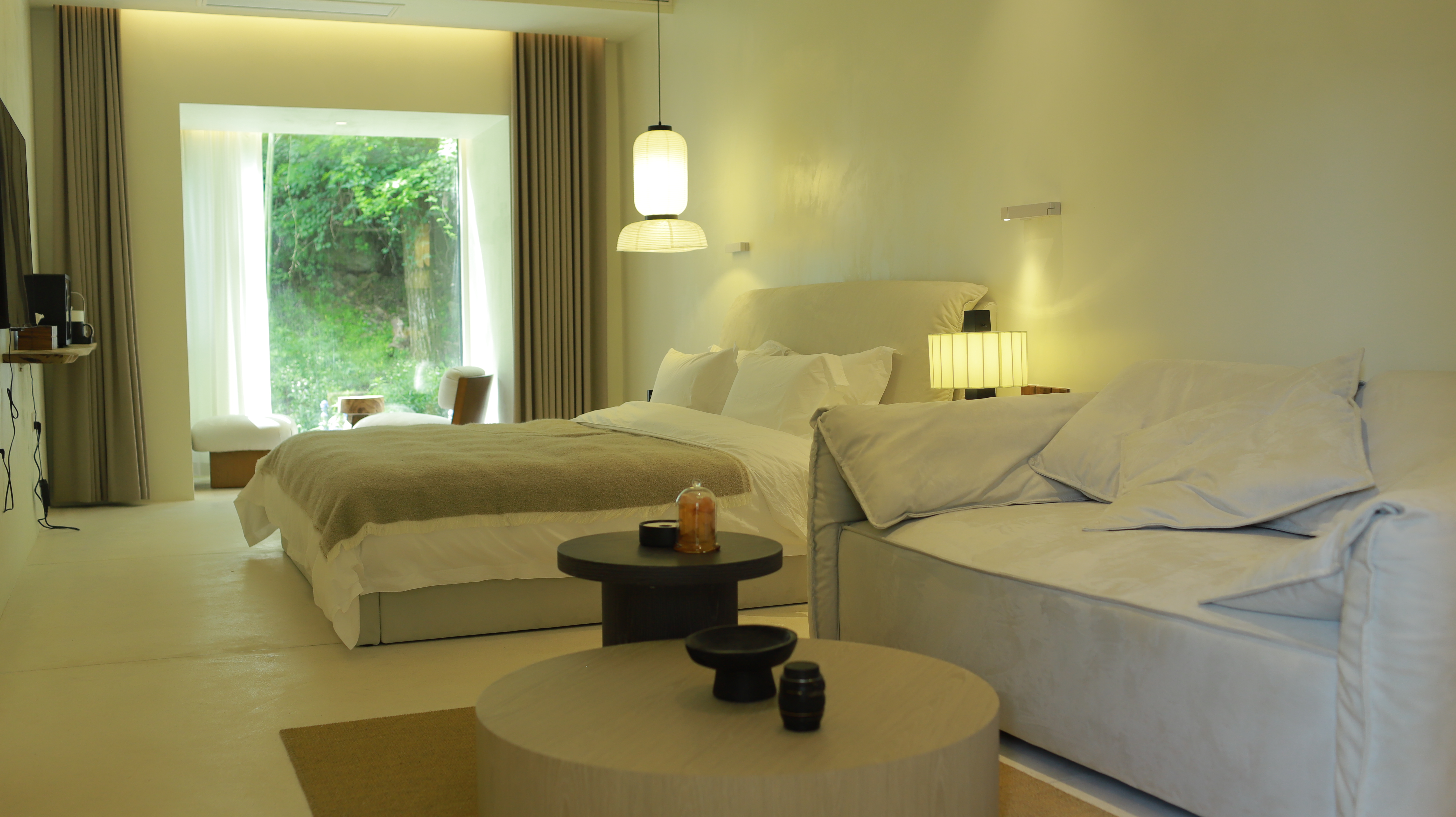 漫字：亲子套房|MORRORART音响|观景落地窗|中央空调