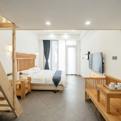 雲覓.LOFT親子房 撫雲·供氧輕奢美宿（麗江古城大水車店）優惠