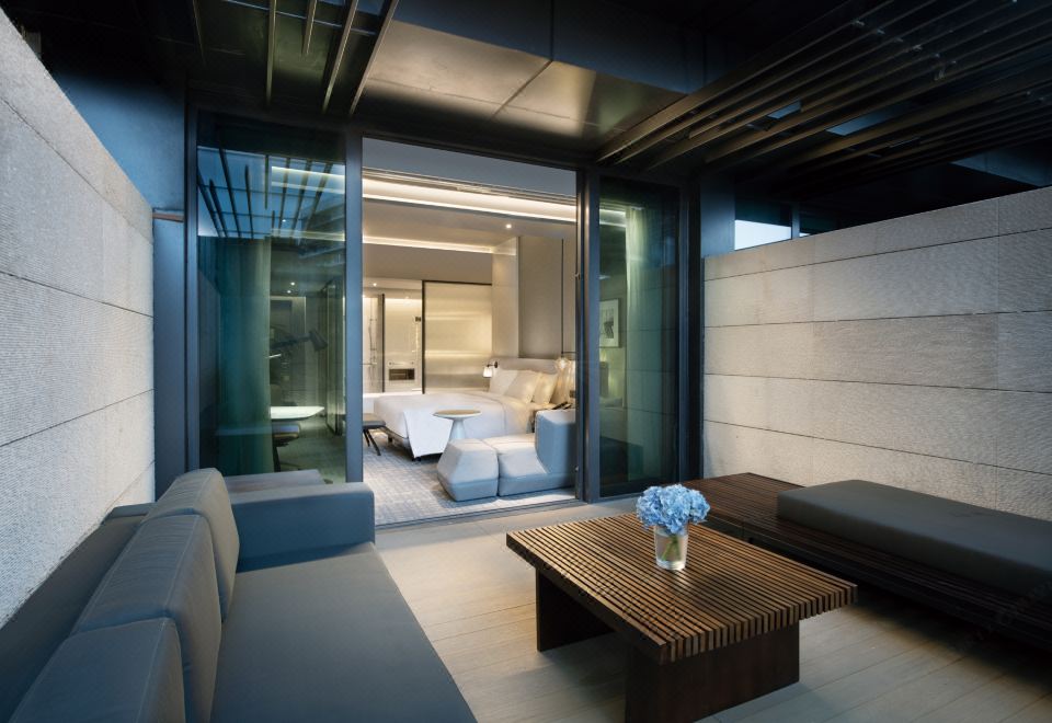 花園行政大床房