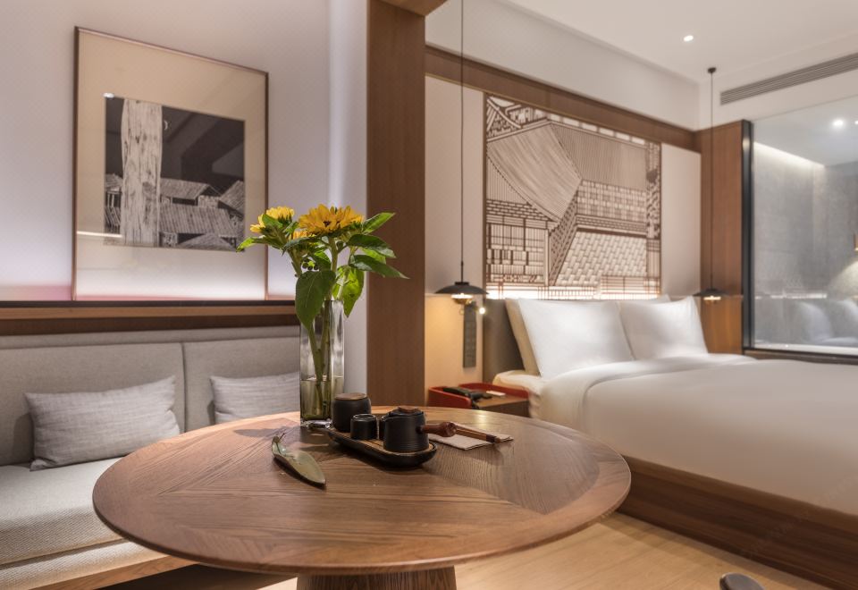 心梦尊享大床房（舒适浴缸+智能客控+MiniBAR）