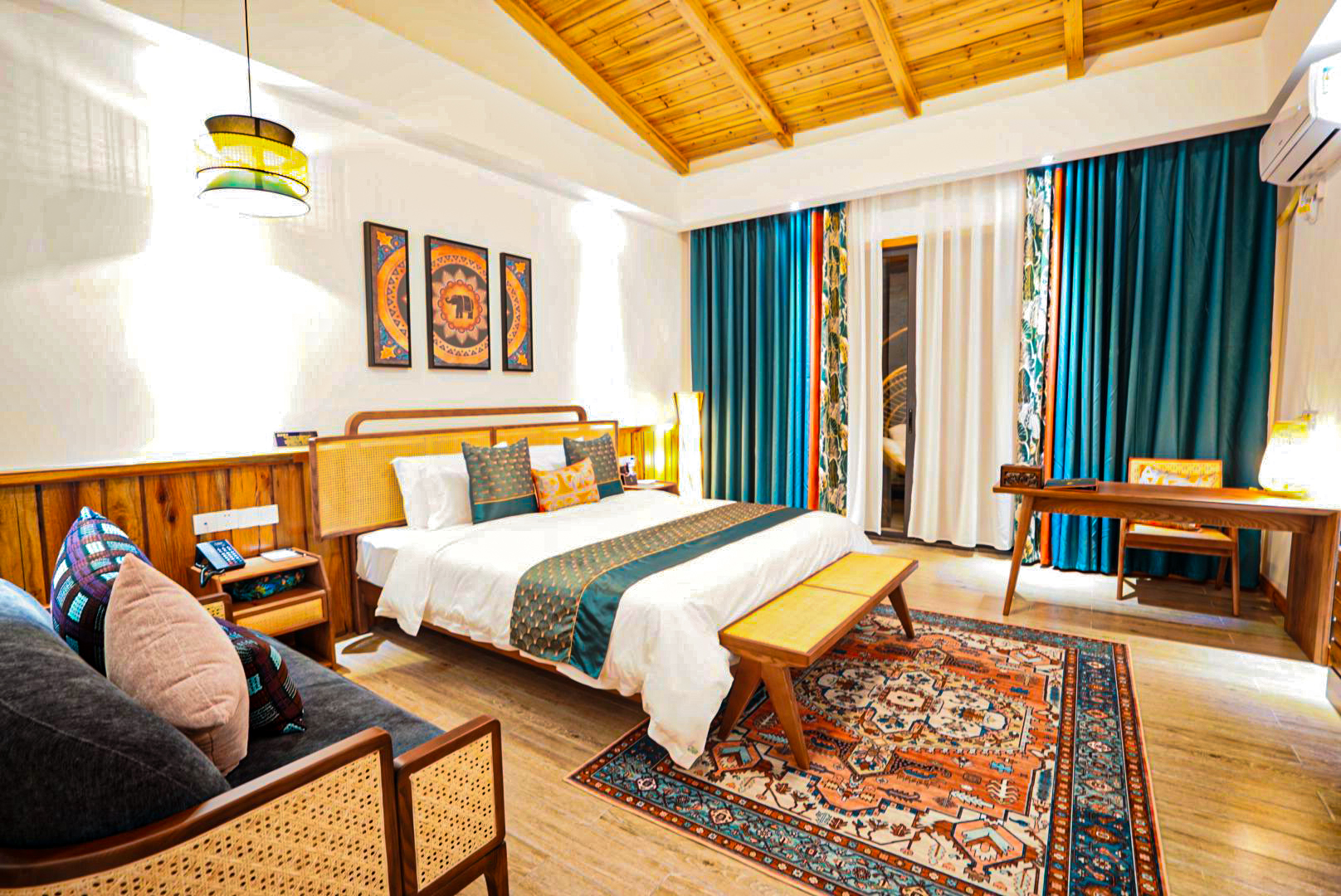 泰式董里大床房