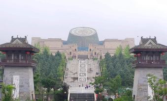 Jinjiang Inn Select (Baoji Jing'er Road Railway Station)