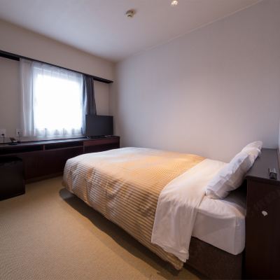 禁煙スタンダードダブルルーム ザ　ホテルズハカタ　カサネ　ベイサイド クーポン