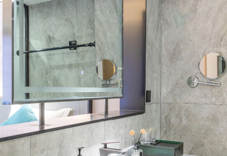 輕奢家庭間—智能客控