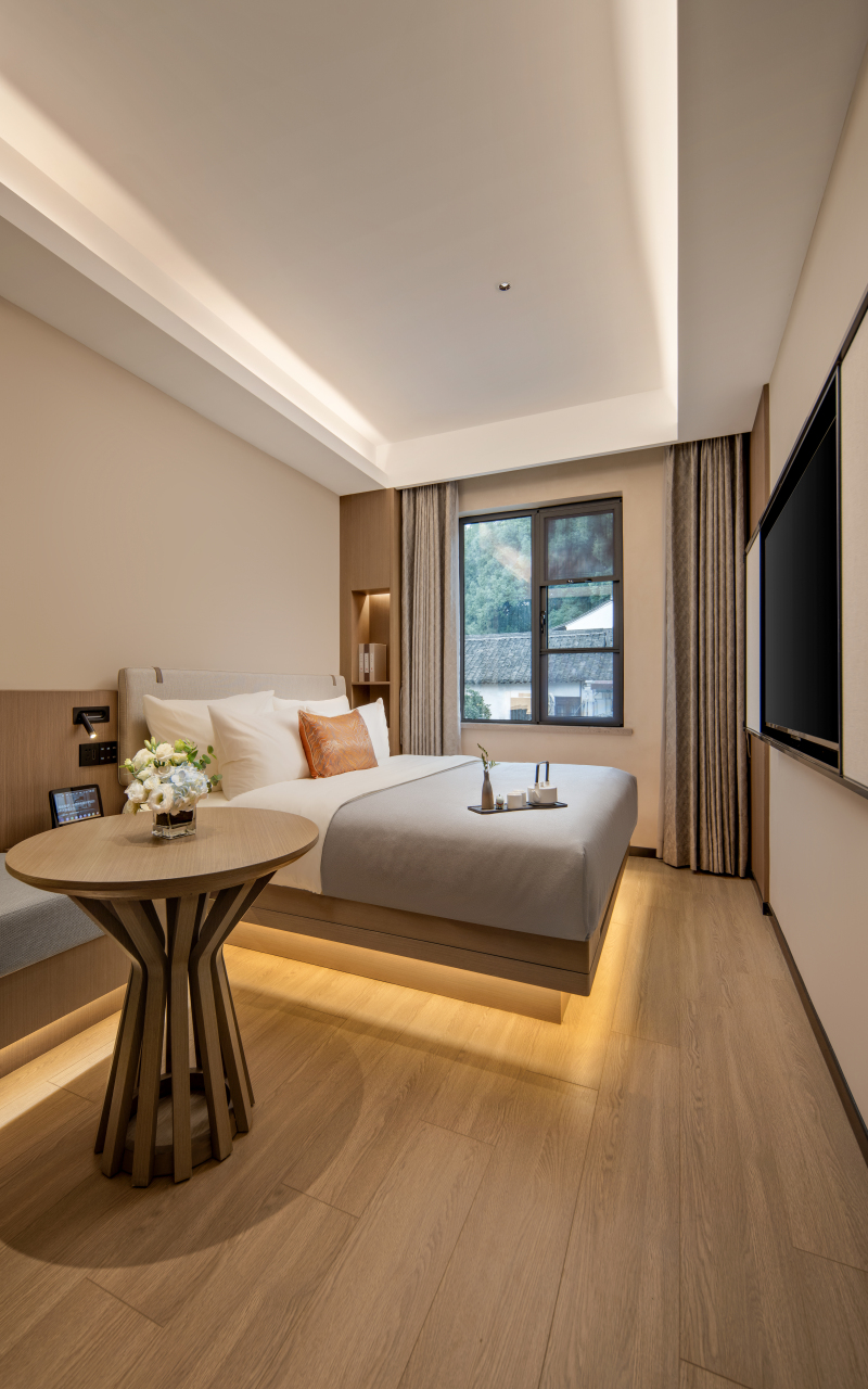 被鸟叫醒·观景大床房（智能马桶+mini冰箱）