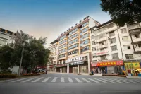 Yunling Riverside Hotel (Congjiang County Government)