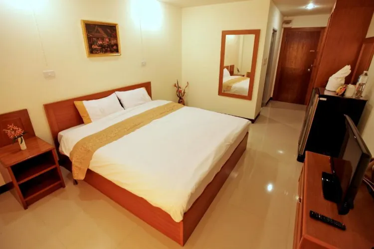 ห้องสแตนดาร์ด เตียงใหญ่ ปลอดบุหรี่