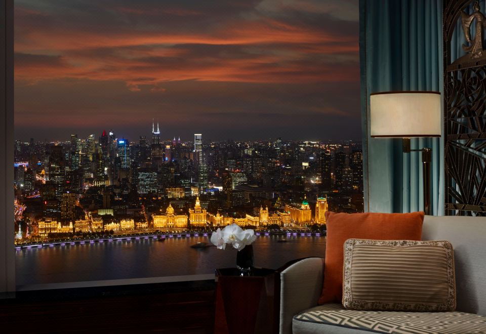 明珠外灘江景套房