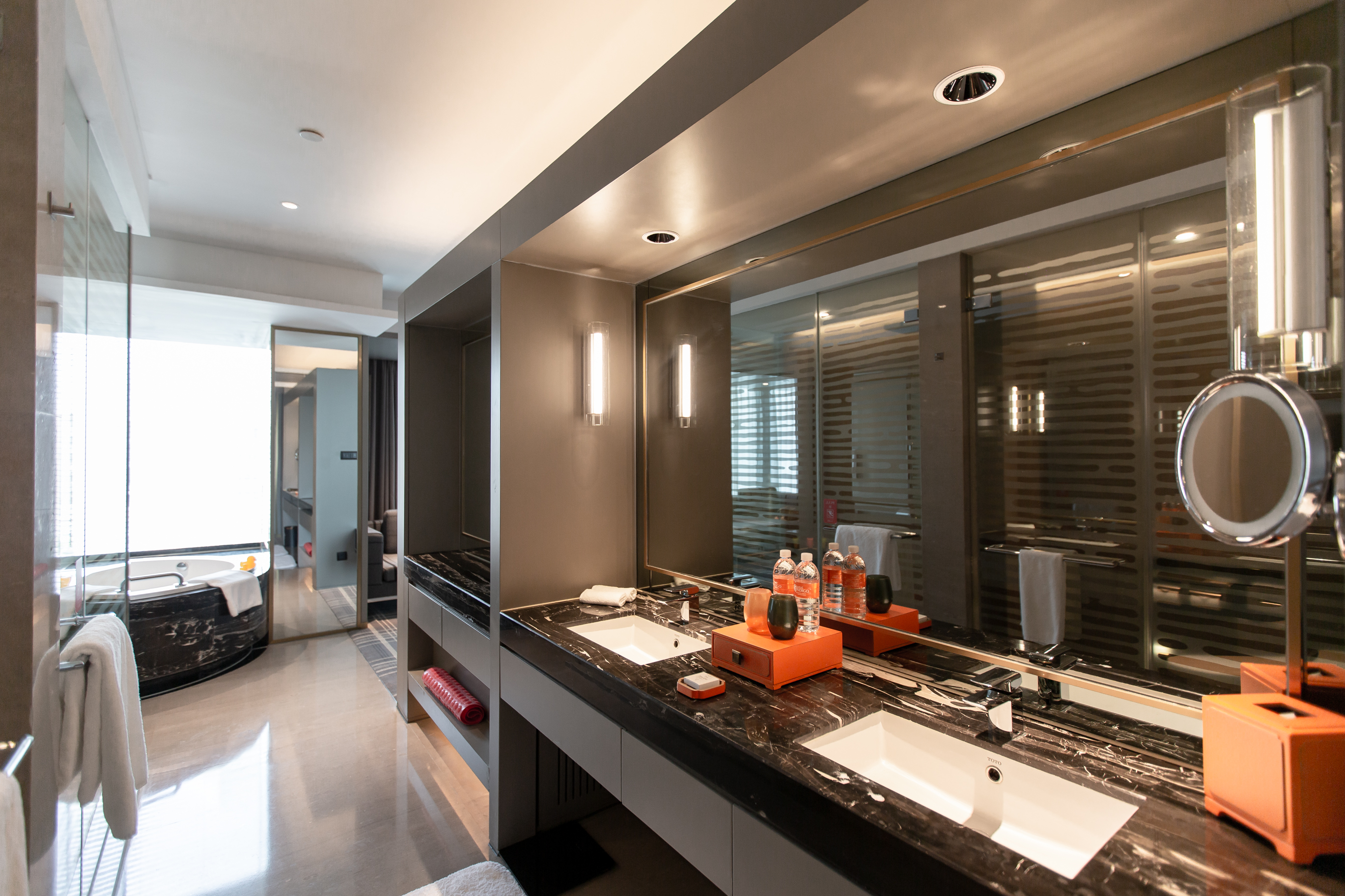 英迪格豪华大床房