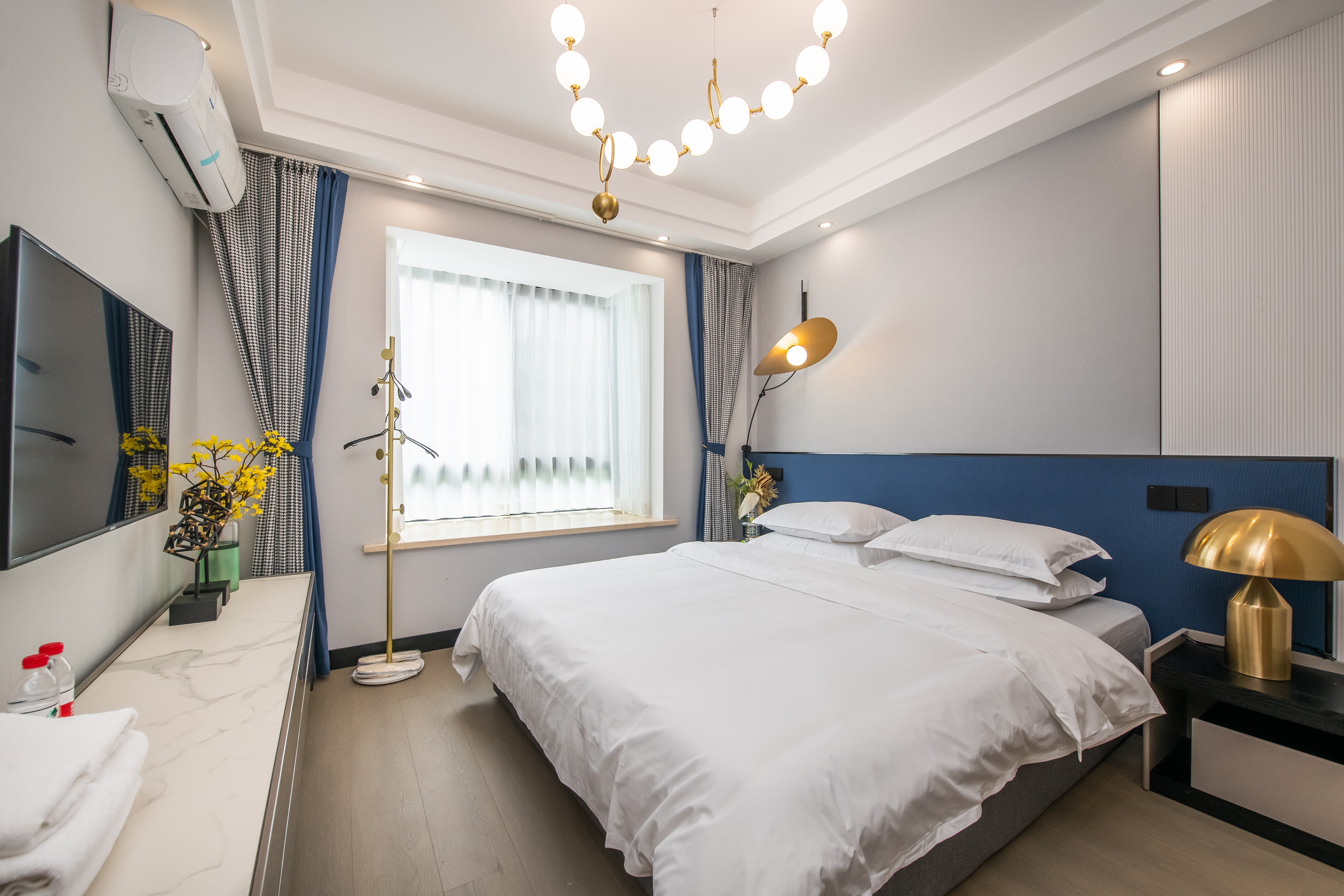 蜗牛谷8房湖景独栋度假别墅