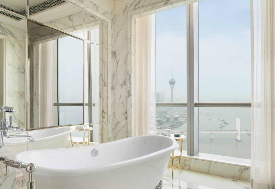 烟花澳门海景大床房