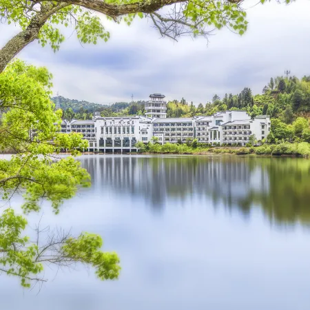 Minjiang Hotel