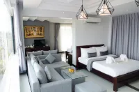 Hotel Five.S