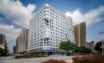 Jiangmen Opus Hotel - Housity
