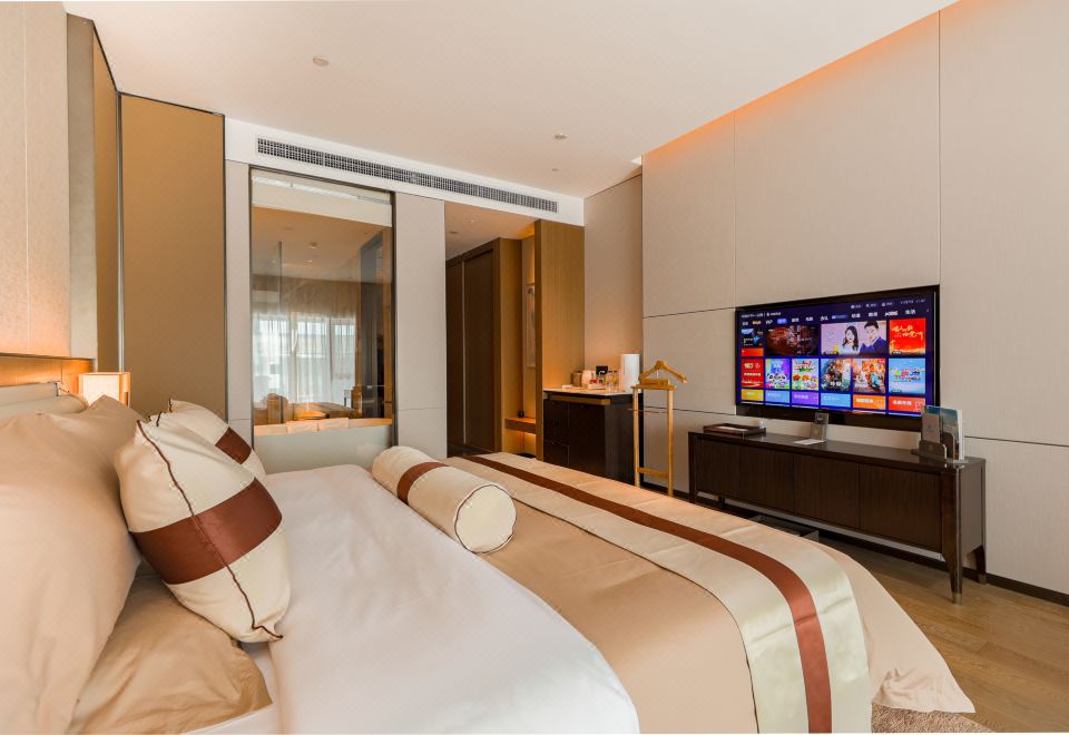 怡情湖景大床房-漳泽湖胜景