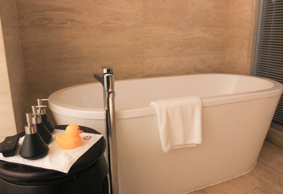 家庭親子套房（小童滑梯上下鋪·帳篷）