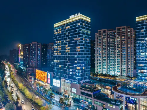 Ease Hotel Yi (Yichang Zhongnan Road Xingfa Square)