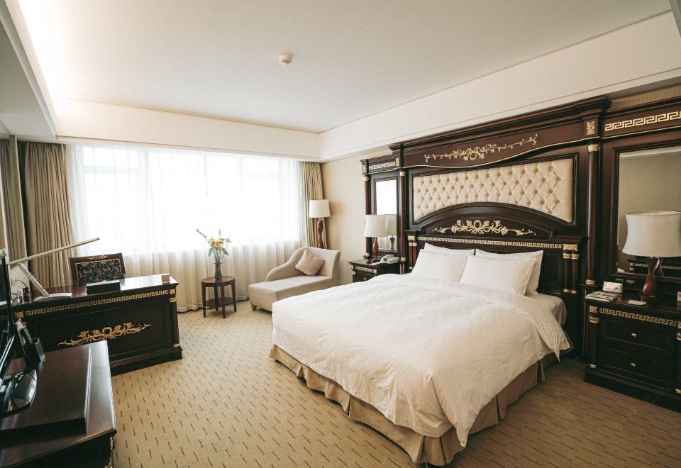 Executive King Room